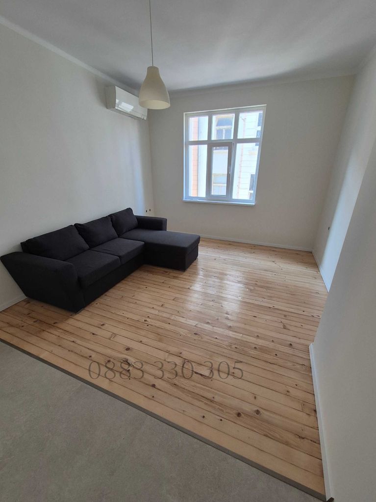 Продава се Тристаен апартамент в София, Център - 71 кв.м за 4212 €/кв.м - Снимка #9