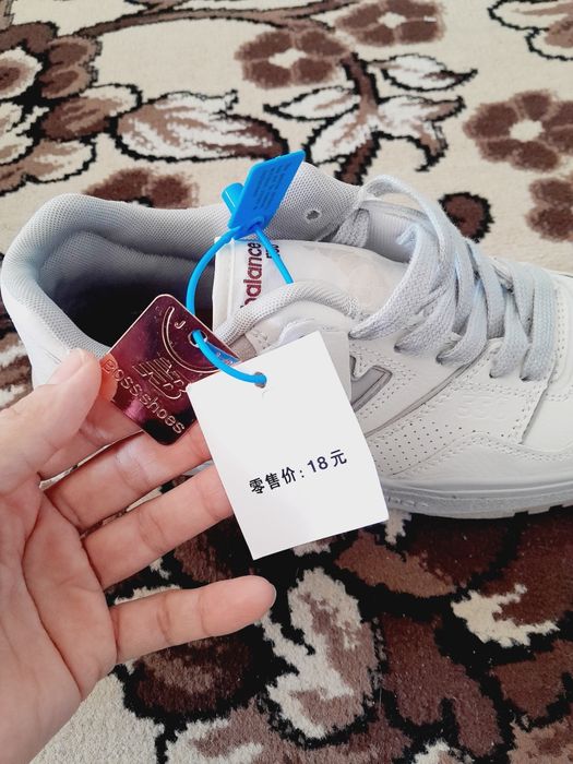 Мужская  кроссовка