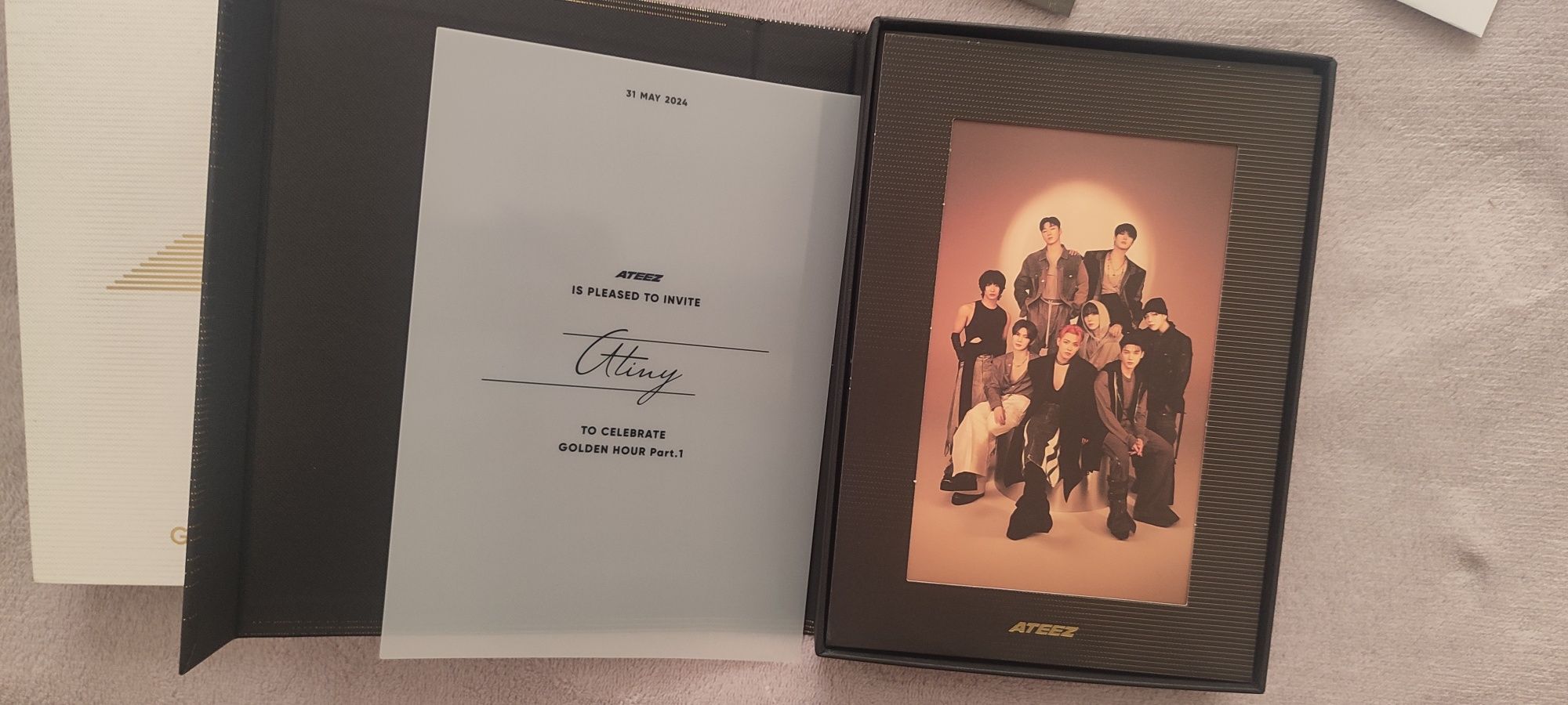 Атеез Кпоп албуми Ateez Golden Hour + Original Photocards.