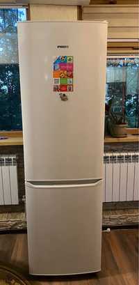 Холодильник 2м с холодильной камерой.ноуфрост