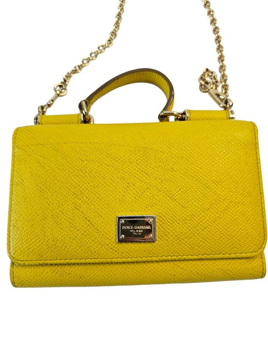 Portofel galben Dolce & Gabbana Sicily din piele, cu lanț detașabil