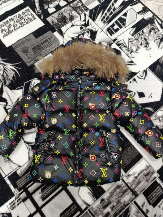 Продам зимний комбинезон детский