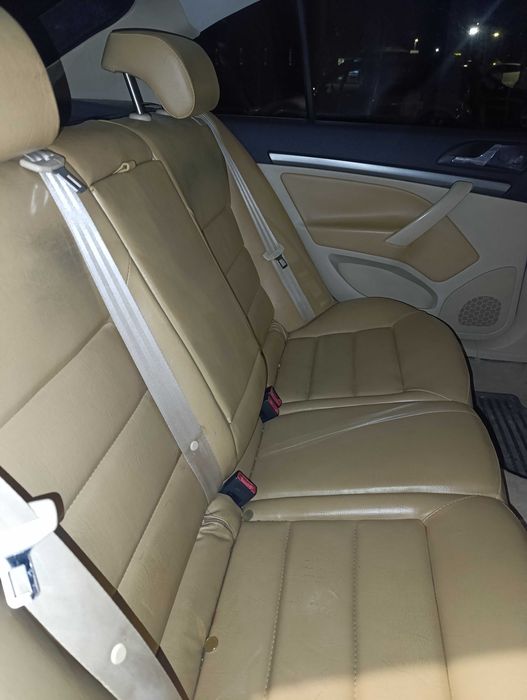 Шкода Октавия 2.0 TDI