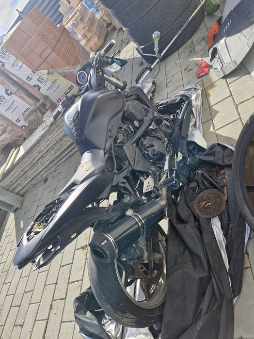 Vând Kawasaki Z750 An fabricație 2008,38 000 km