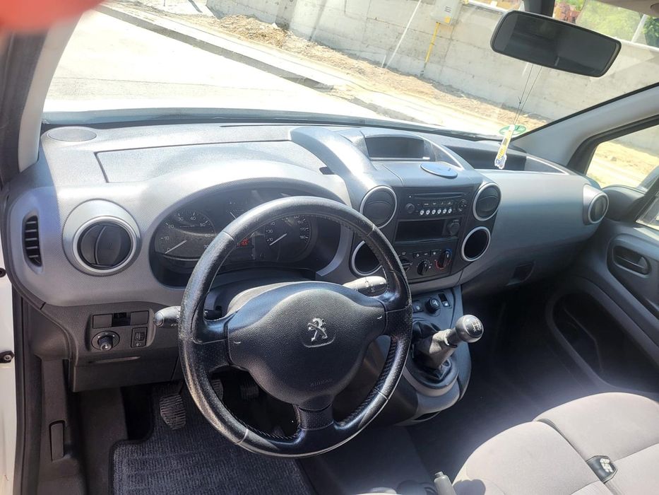 PEUGEOT PARTNER an 2012 pe Acte-3 Locuri+Benă/ 1.6hdi-Euro 5/IMPECABIL
