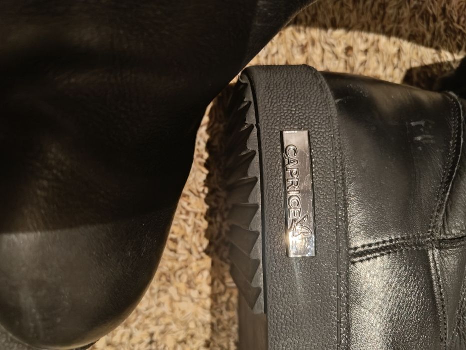 Caprise ботуши естествена кожа размер 39