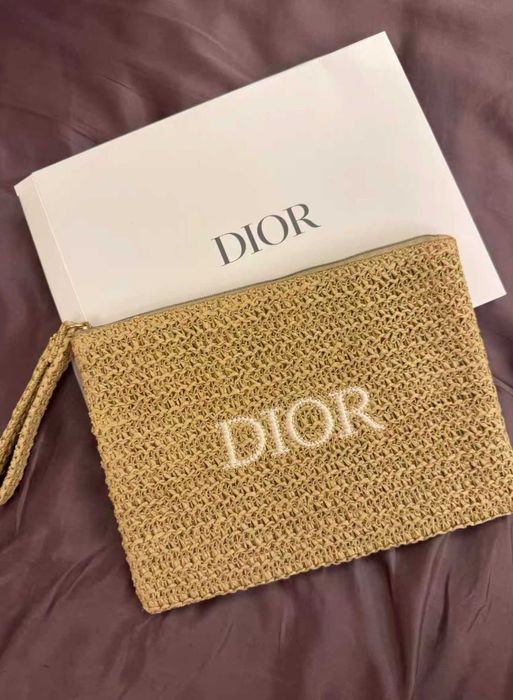 Dior solar escape esential 2025