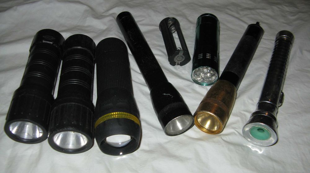 7 lanterne in buna stare de functionare 40 lei toate    -   comandate