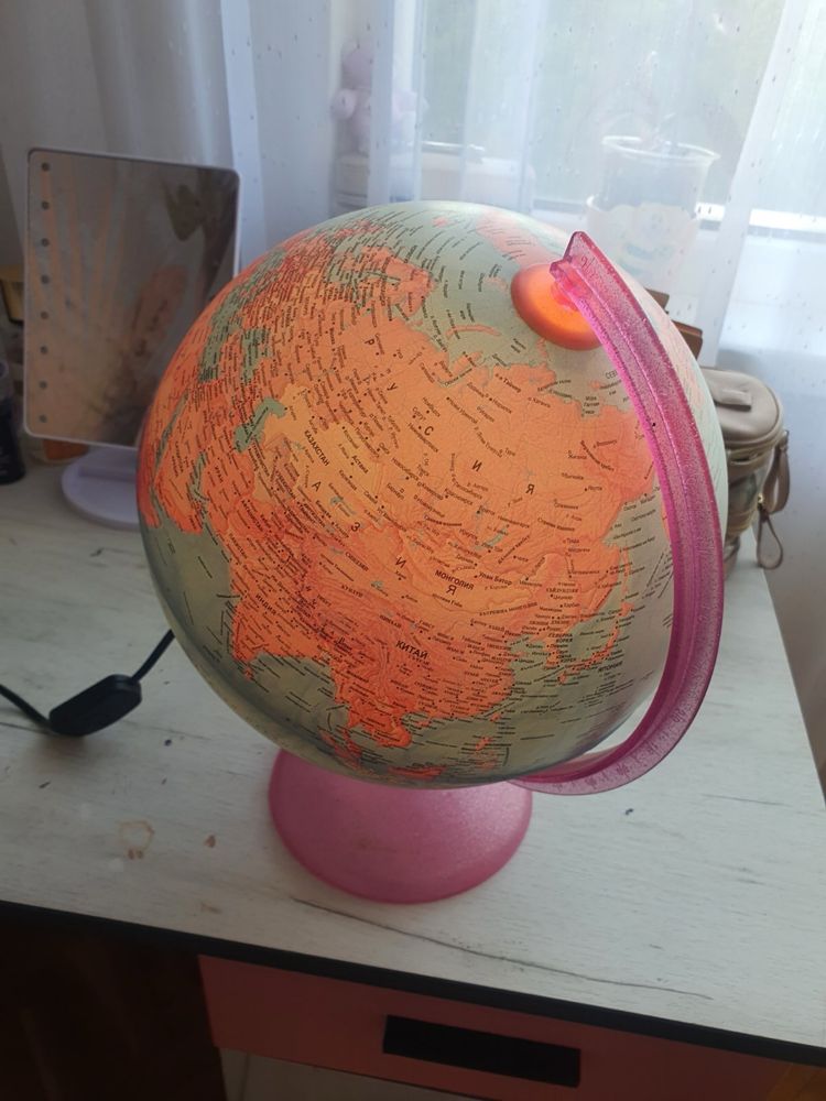 Глобус нощна лампа
