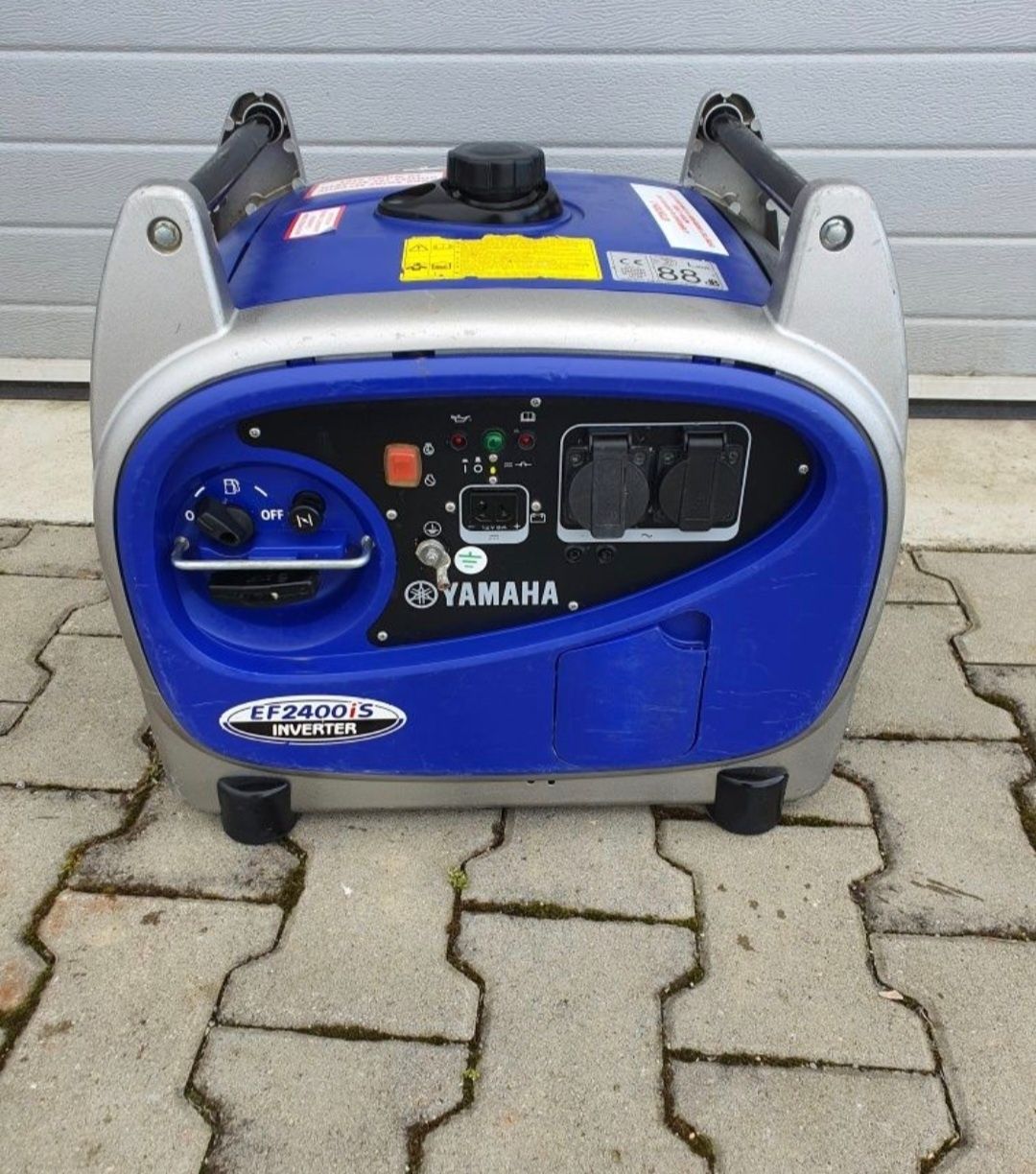 Generator/Invertor Yamaha EF2400iS Profi