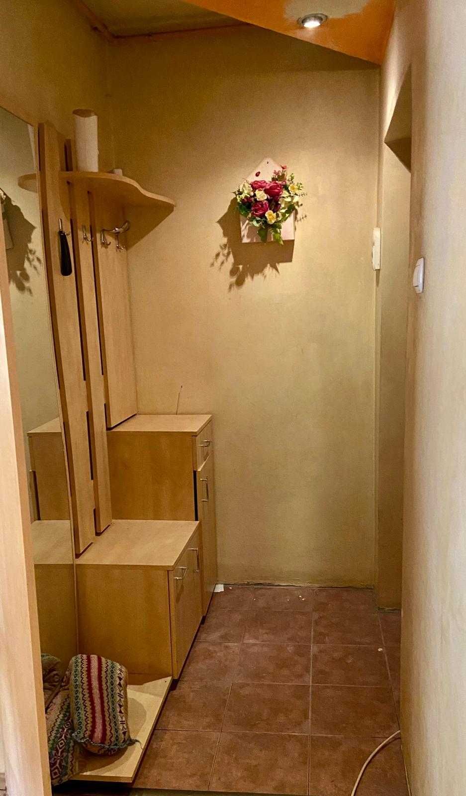 Inchiriez apartament in Petrosani