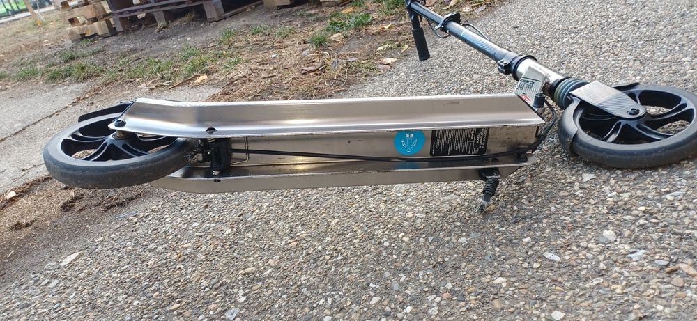 Vand trotineta Oxelo pentru copii. Predare doar in Arad