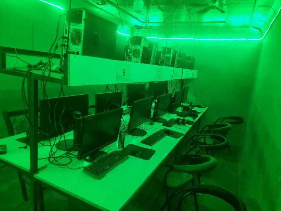 Xolati yaxshi hamma narsasi iwliydi kami bor