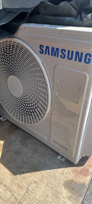 Unitate exterioara aer conditionat 27000 BTU.Samsung