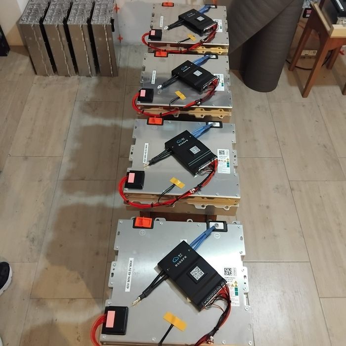 Sistem fotovoltaic solar victron energy 48v  baterie ploy qatro mppt