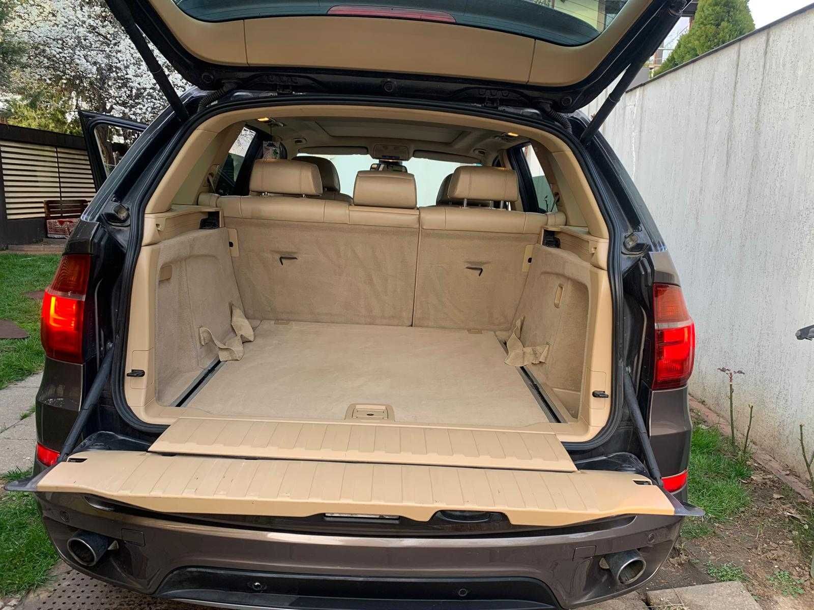 BMW X5 xDrive 40d E70 facelift 306cp