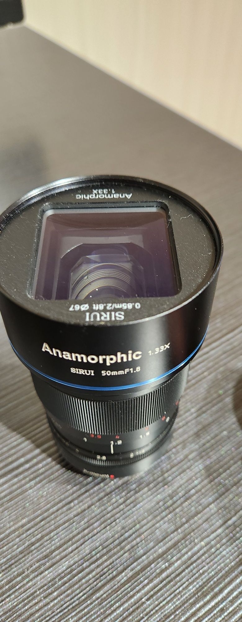 Объектив Sirui 50mm f/1.8 Anamorphic 1.33x для Fujifilm X-Mount