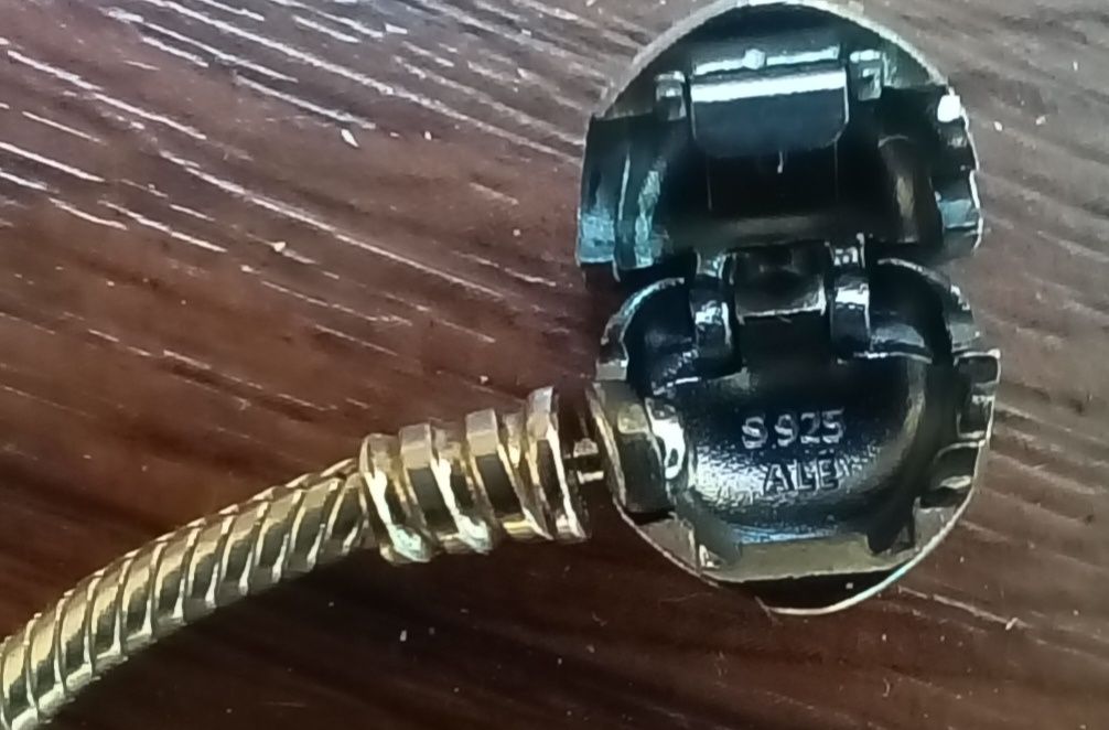 Дамска сребърна гривна Pandora Love. Оригинална Ale S925.