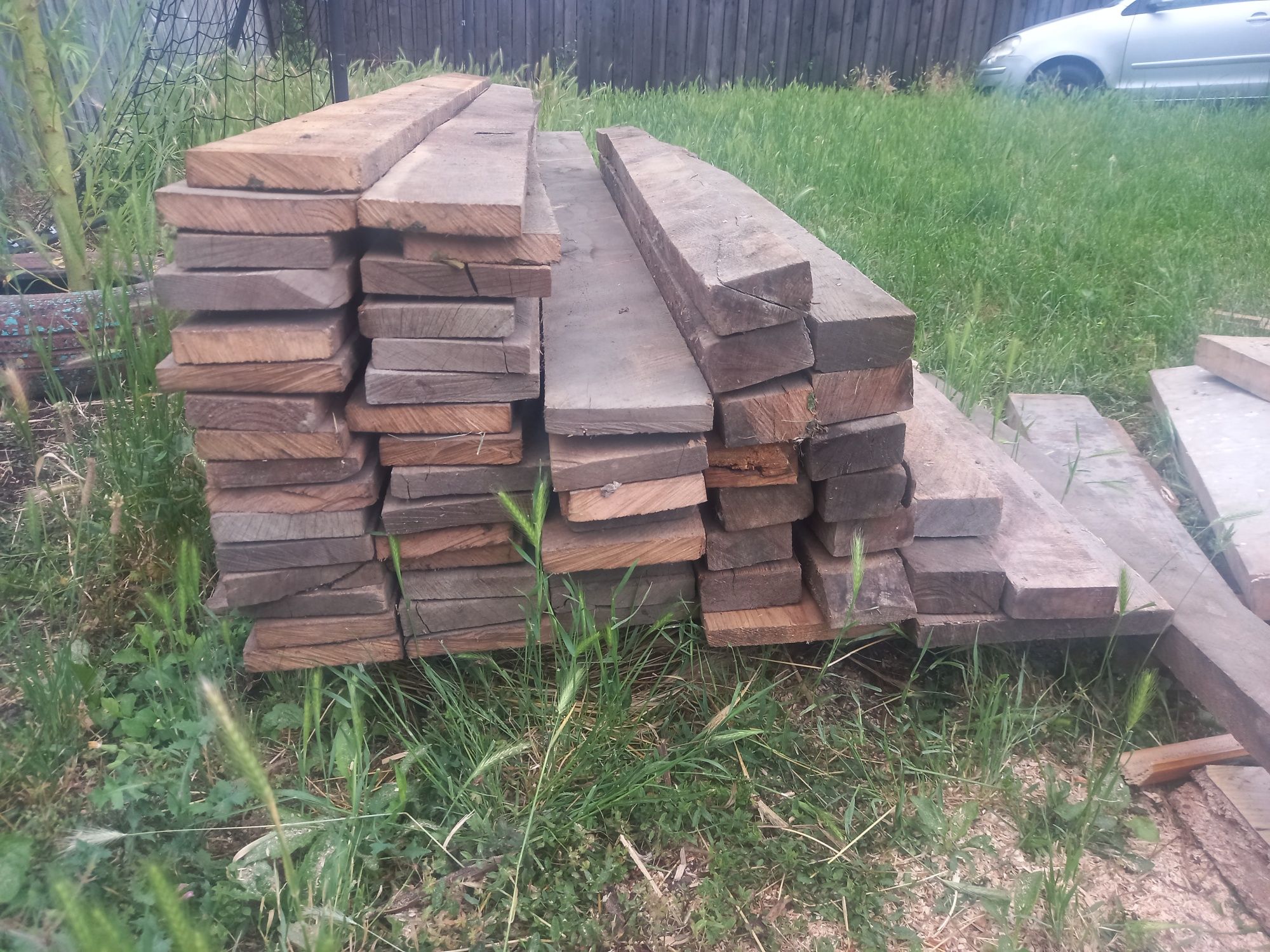vand 45 scanduri de stejar uscate 3 metri