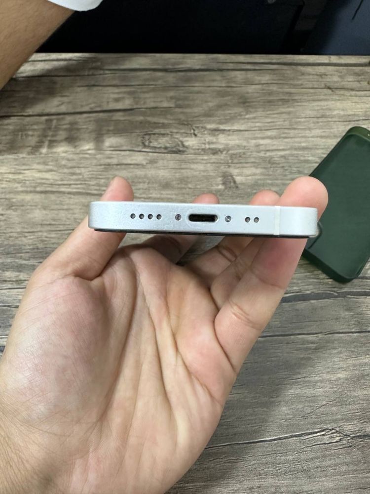Iphone 13 mini ideal sastana 128 gb