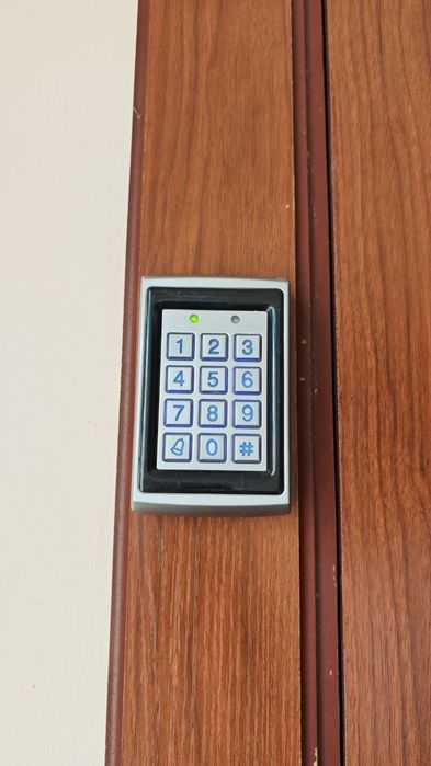 kamera pajarka wi-fi damafõn turniket Face ID  kõdvi panel ustanõfka