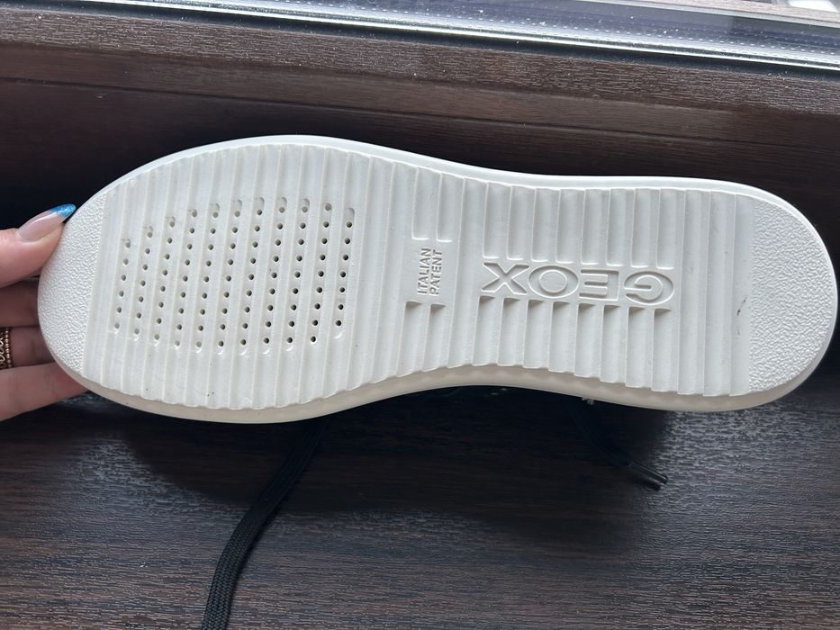 Pantofi Geox 38 piele noi