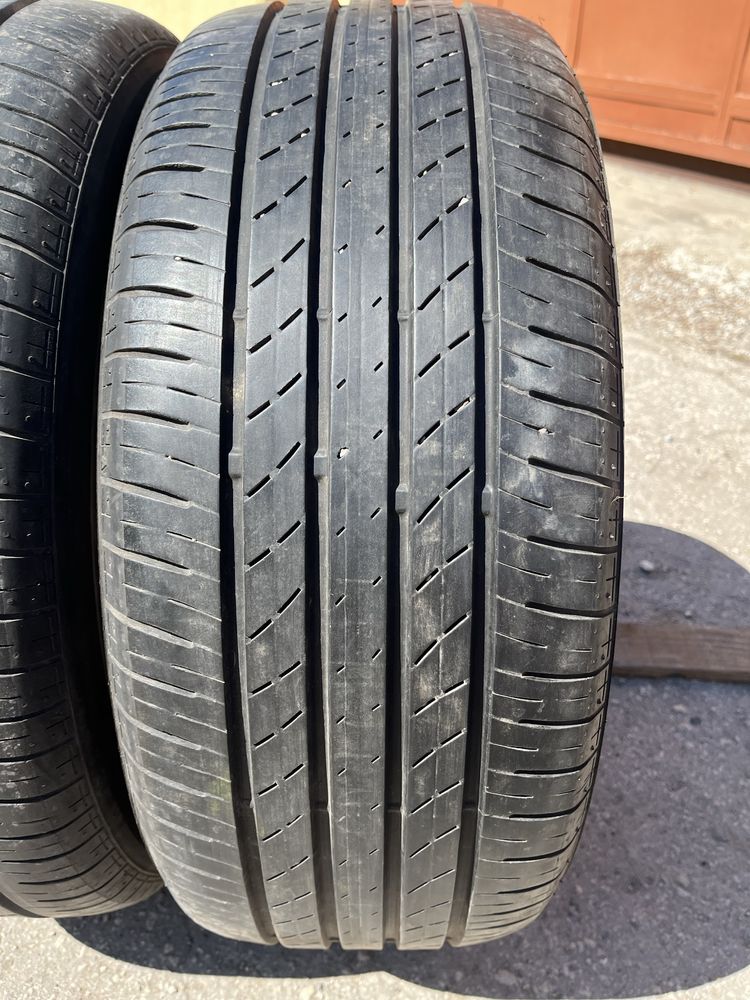 2 бр. летни гуми 215/50/17 Bridgestone DOT 0818 5,5 mm