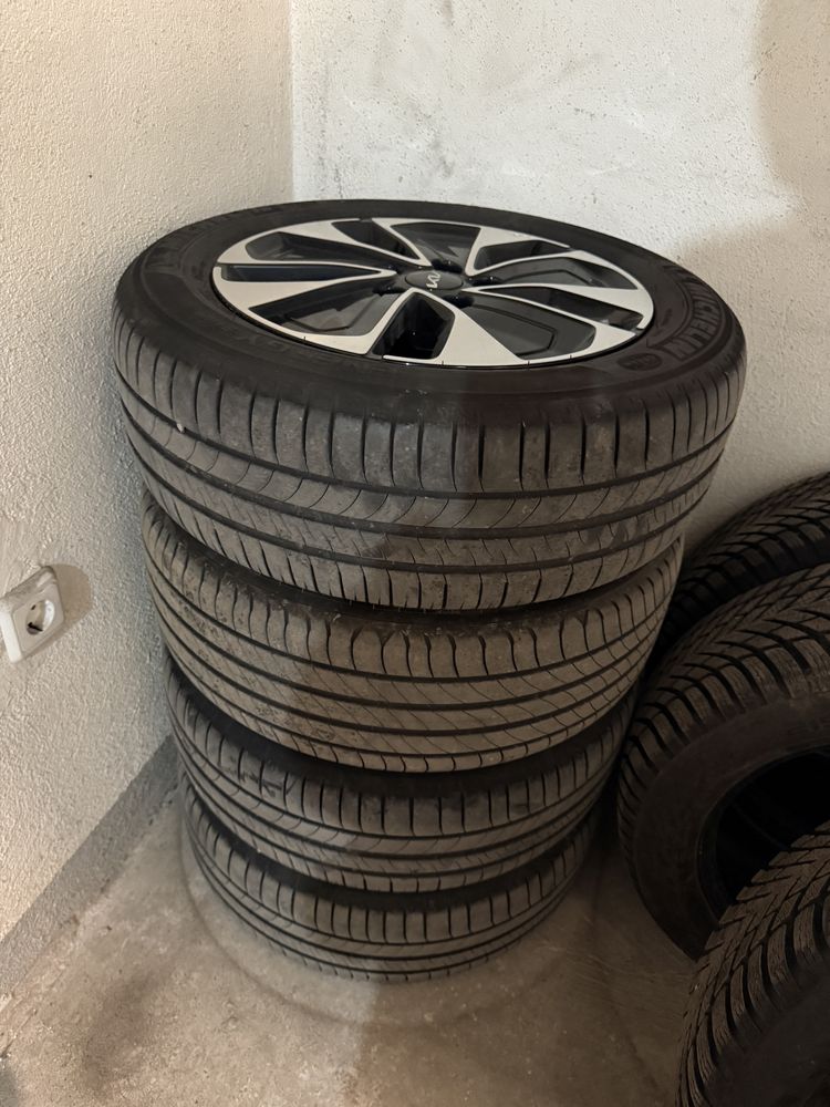 Оригинални джанти KIA със сензори и гуми Michelin 205 / 55 / 16