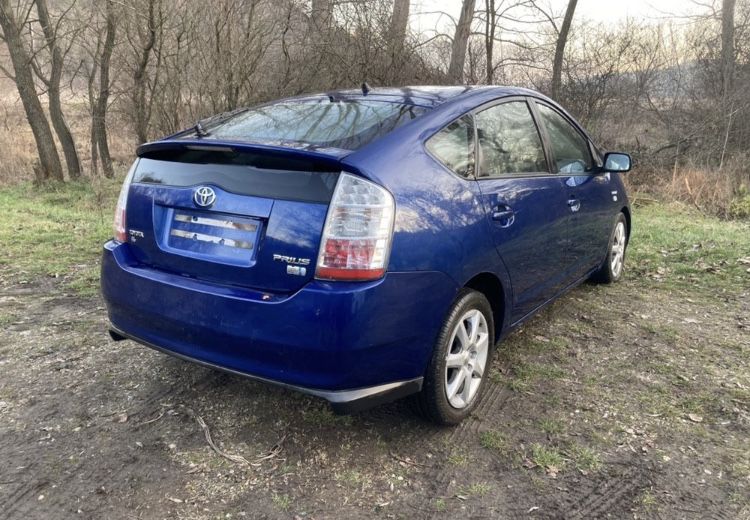 Тойота Приус Хибрид /Toyota Prius hybrid 1.5vvt-i 78кс.2008г. НА ЧАСТИ