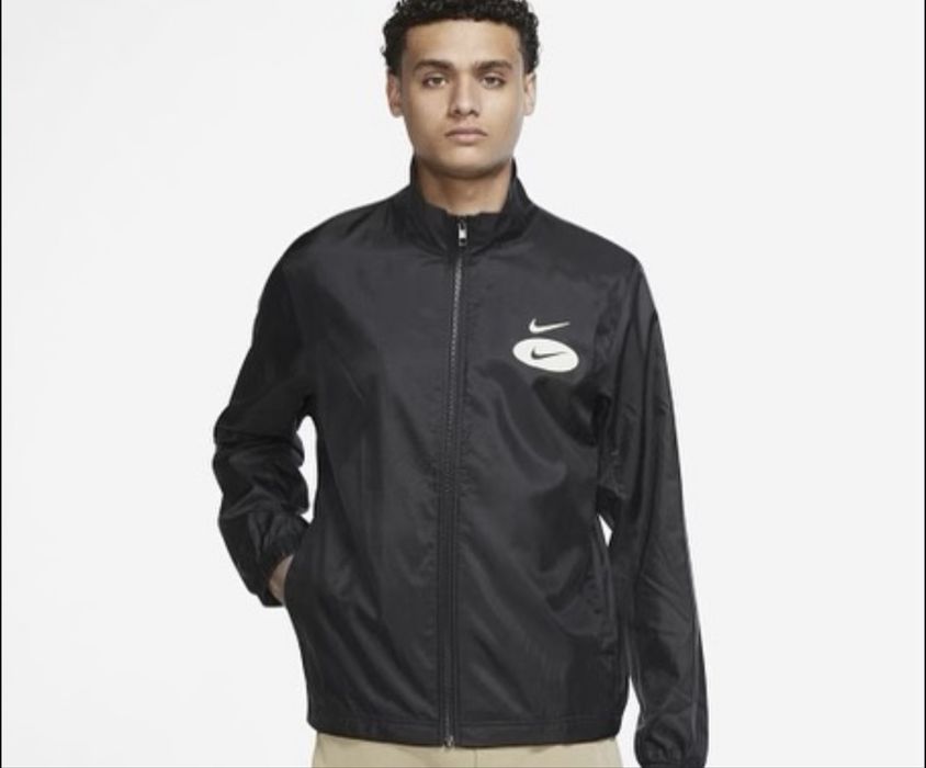 Мъжка черна ветровка Nike Double Swoosh