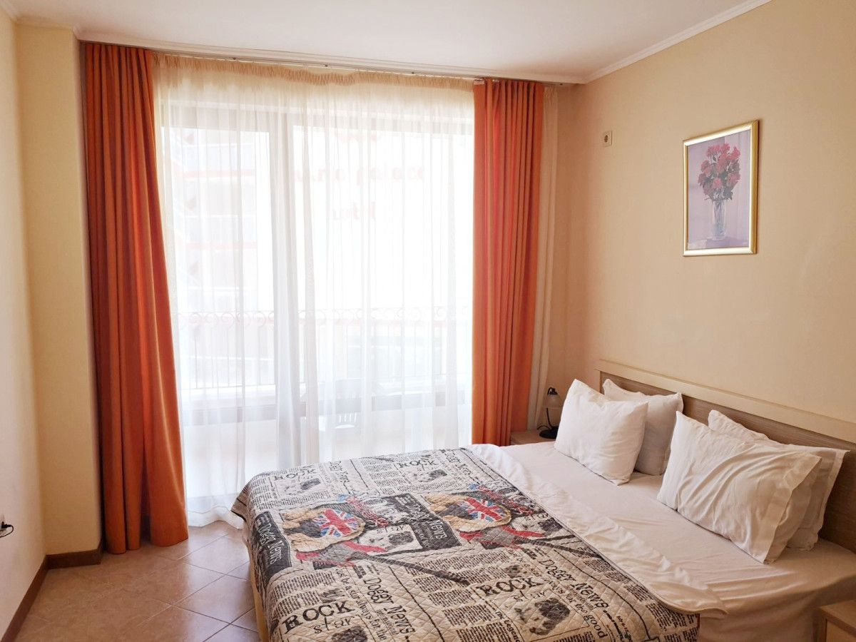 Продава се Двустаен апартамент в к.к. Слънчев бряг - 55 кв.м за 1291 €/кв.м - Снимка #3