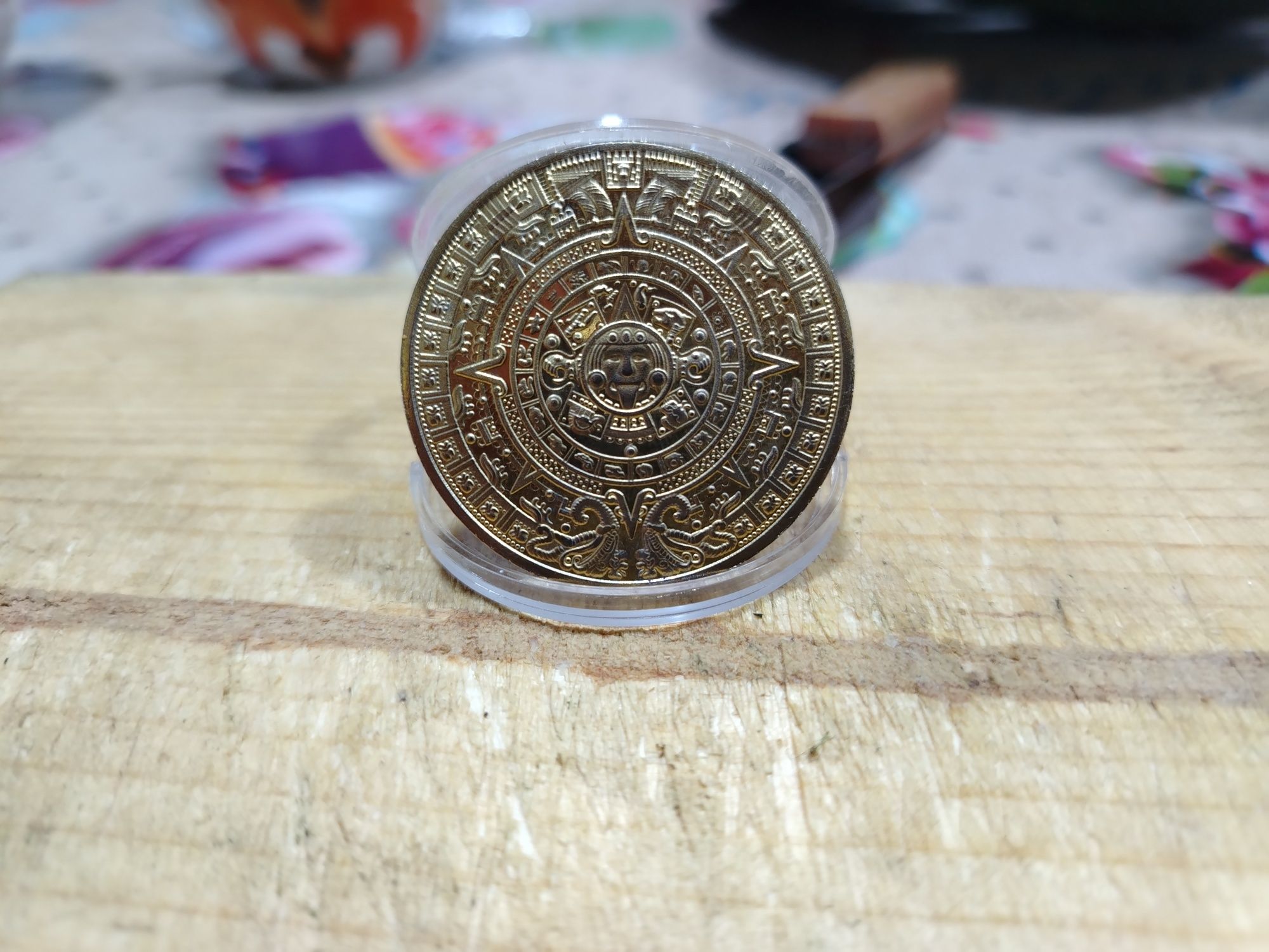 Памятная монета в стиле майя, 4х4см

200 грн.