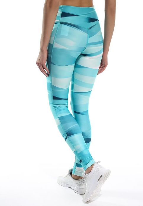 Дамски клин Nike Dry Fit , M размер