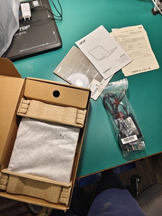 4х ядерный Ноутбук Acer Travelmate