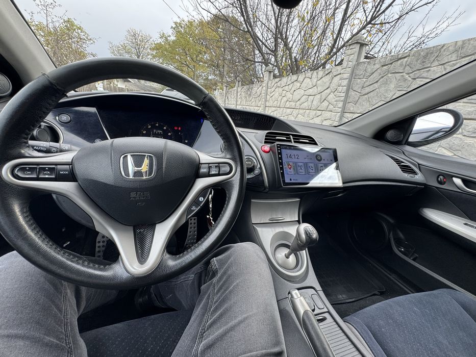 Honda Civic 1.8 i-VTEC 140 CP – 2007 | Îngrijită, fiabilă