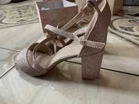 Sandale elegante cu toc