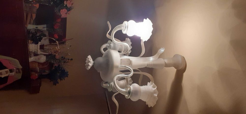Vand Candelabru cu 4 si 5 Brate Lucrat Manual din sticla Mata