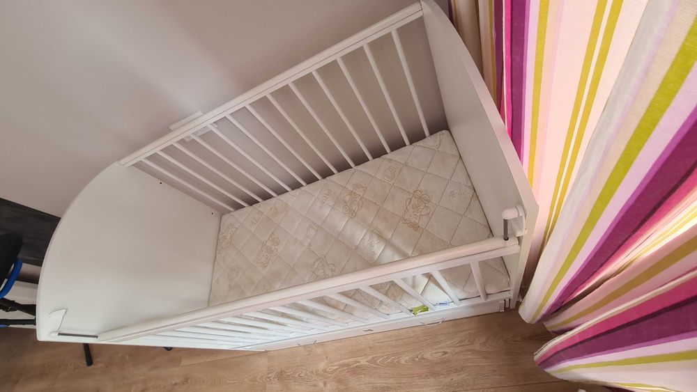 Манеж детский с матрасом