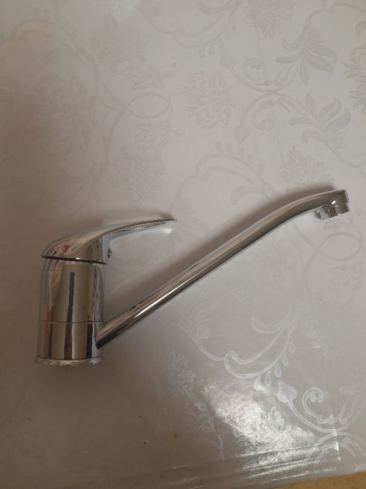 Продам новый смеситель для кухни марки "TITAN", латунный, пр-Россия.