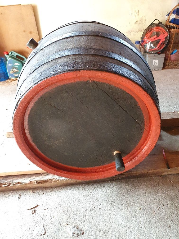 Butoi de vin 150 l