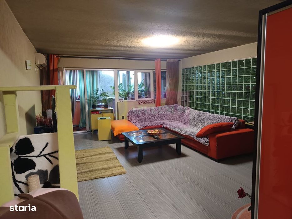 Vanzare apartament 2 camere Drumul Taberei-Valea Furcii