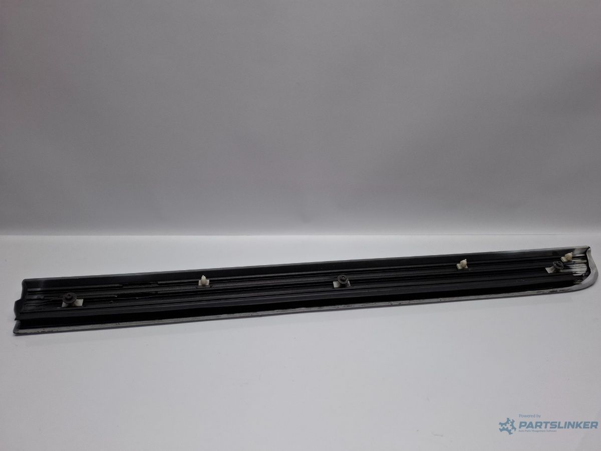 Bandou usa dreapta spate SKODA SUPERB 3U4 2001 - 2008 TDI AVF, AWX 3U5854950B