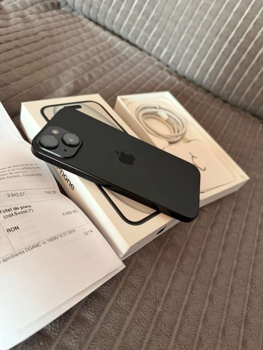 iPhone 15 Negru (Black) - orice rețea