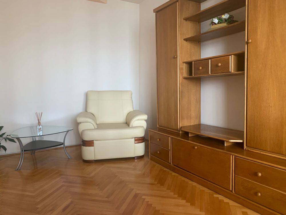 Apartament de inchiriat