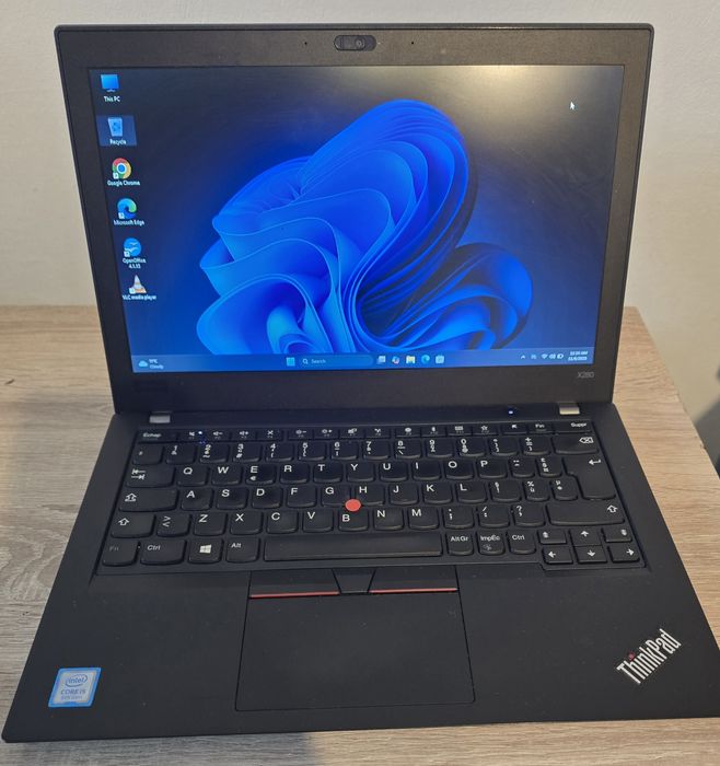Laptop ultraportabil Lenovo X280 I5 gen 8 ssd 256 8Gb ram