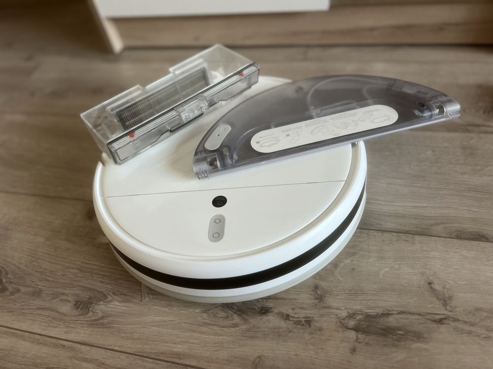 Прахосмукачка робот Xiaomi mirobot vacuum mop 1C
