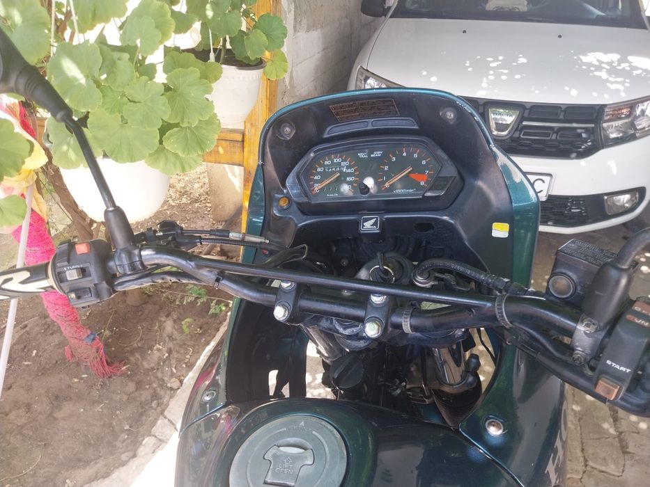 Honda Dominator de vânzare.