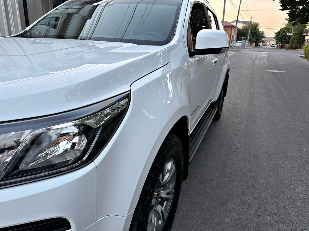 Trailblazer LTZ Full Позиция Состаяние Зор Пробег 74000Км