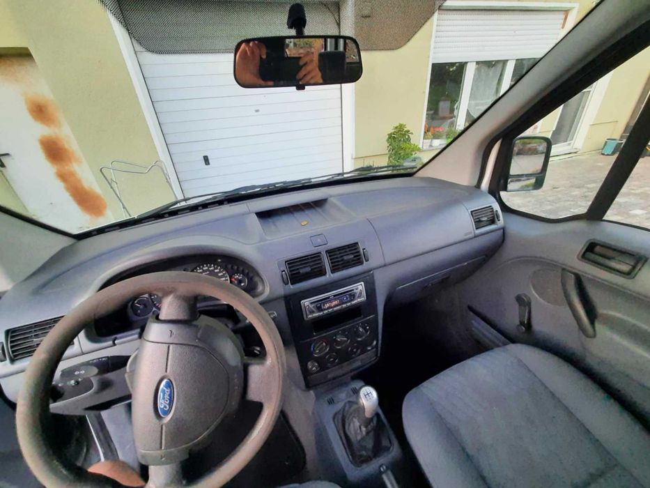 De vanzare ford tourneo sau schimb cu slep2.7t