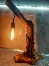 Ръчно изработена лампа